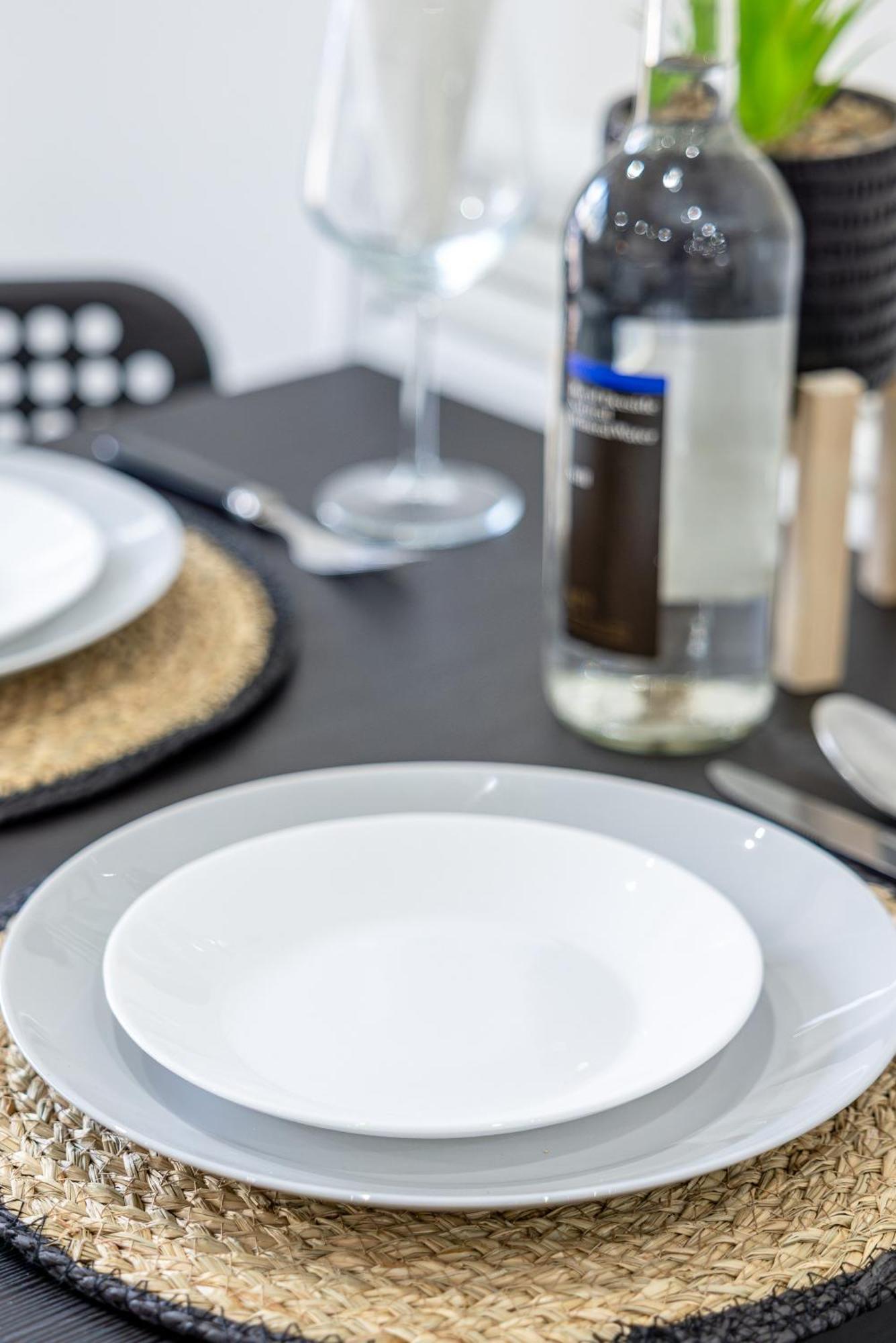 Rnm - Upgraded Business Stay For Travelling Contractors, All Amenities, Private Access Entire Place, Kitchen & Washroom, Smart Tv, Easy Access, Parking Nearby Cradley Heath Екстериор снимка