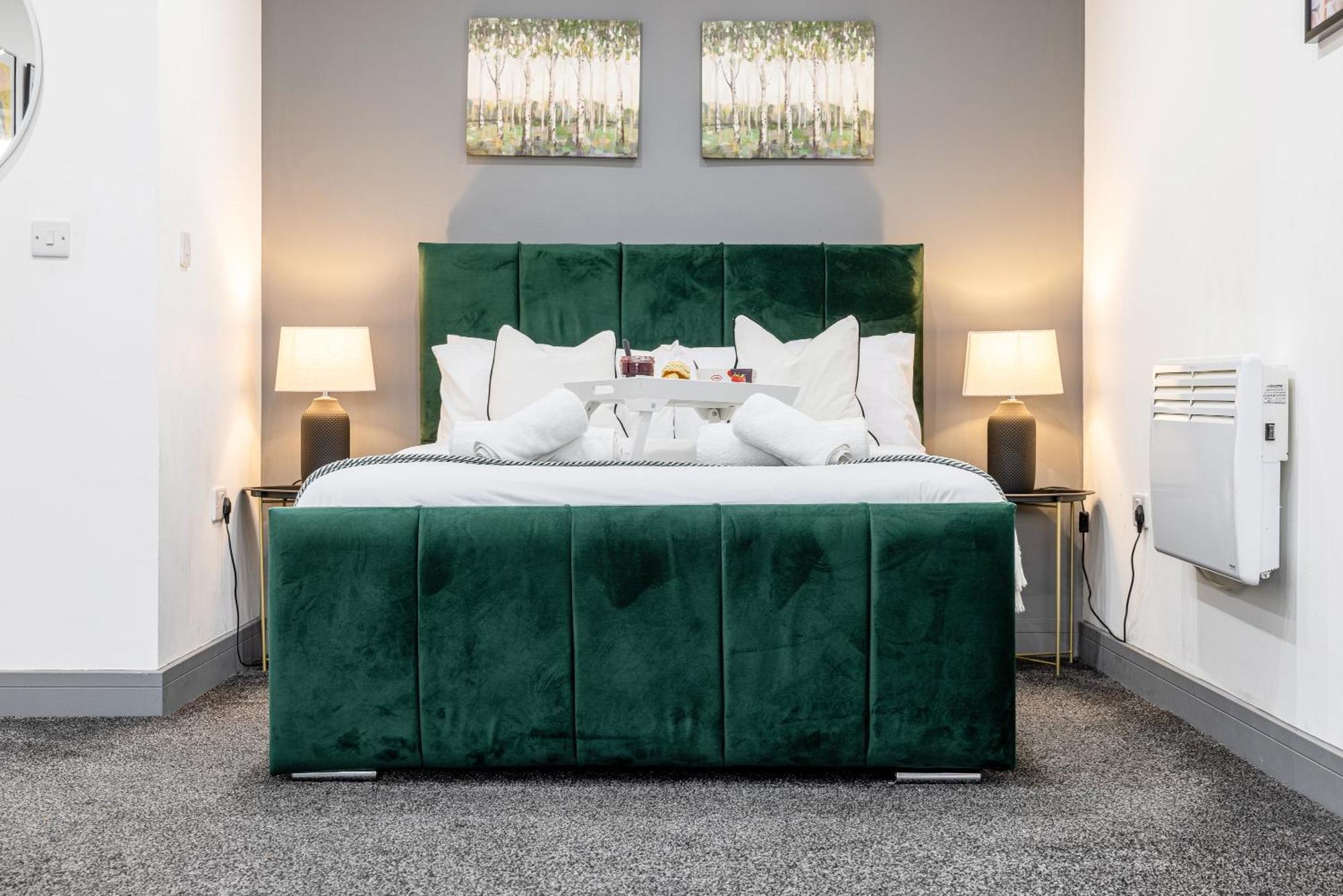 Rnm - Upgraded Business Stay For Travelling Contractors, All Amenities, Private Access Entire Place, Kitchen & Washroom, Smart Tv, Easy Access, Parking Nearby Cradley Heath Екстериор снимка