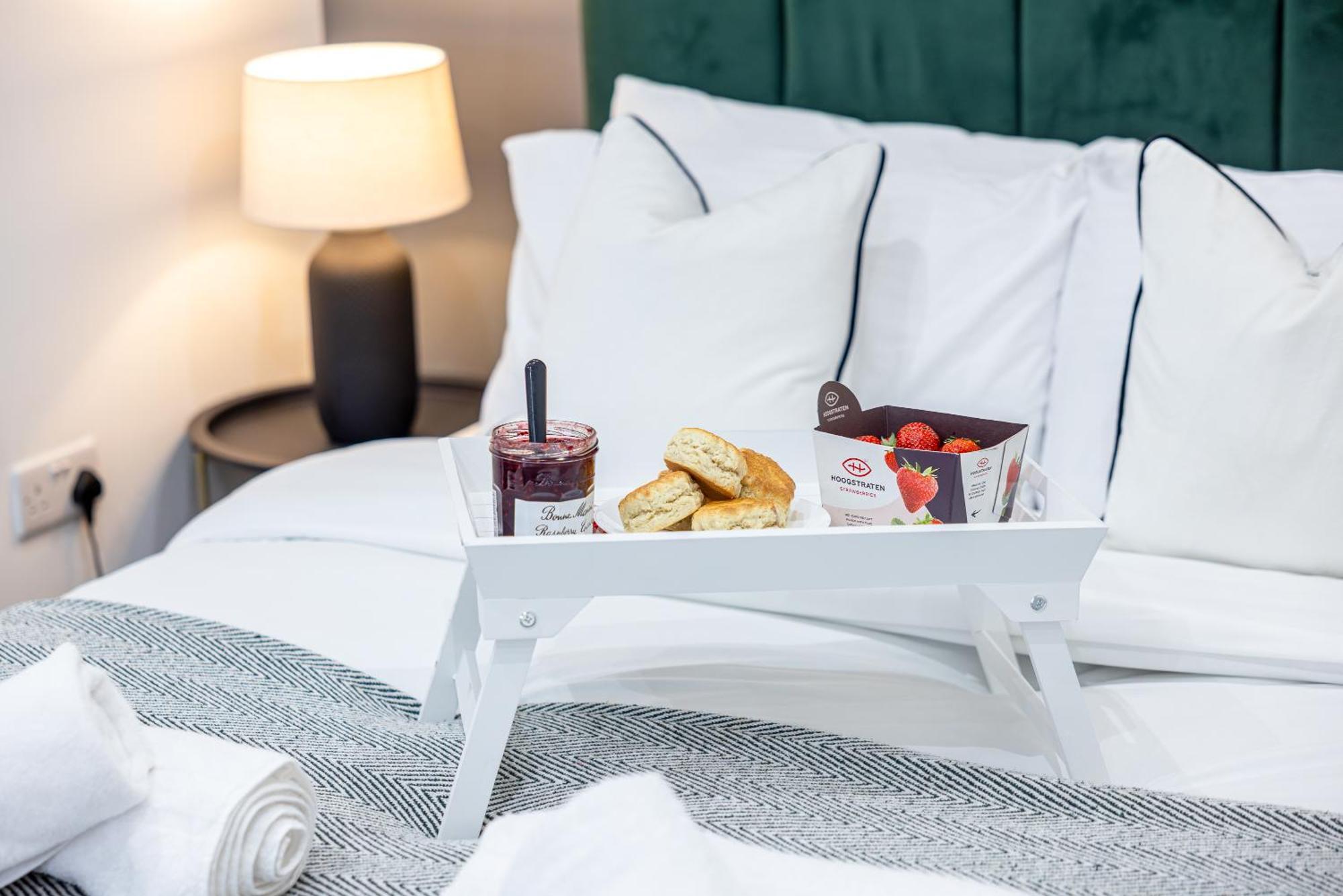 Rnm - Upgraded Business Stay For Travelling Contractors, All Amenities, Private Access Entire Place, Kitchen & Washroom, Smart Tv, Easy Access, Parking Nearby Cradley Heath Екстериор снимка